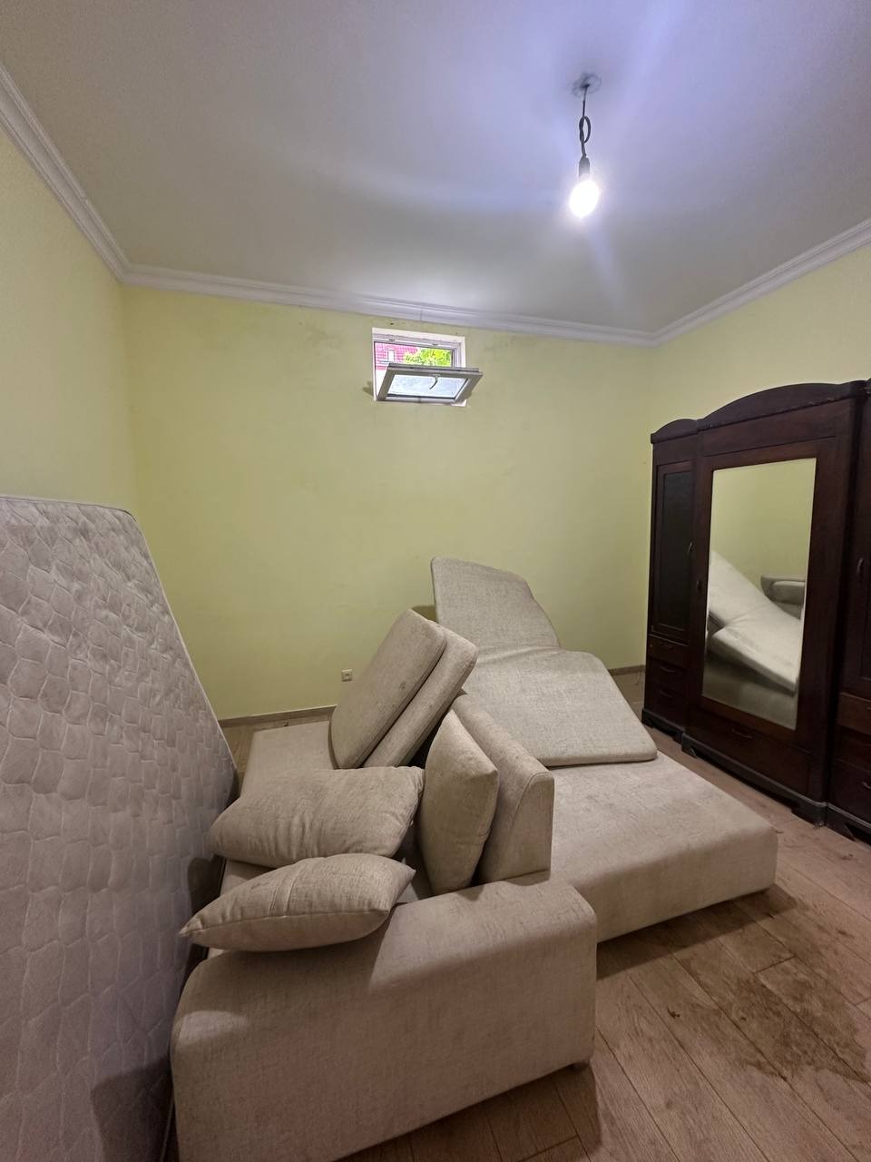 Nikoloz Baratashvili Street, 23