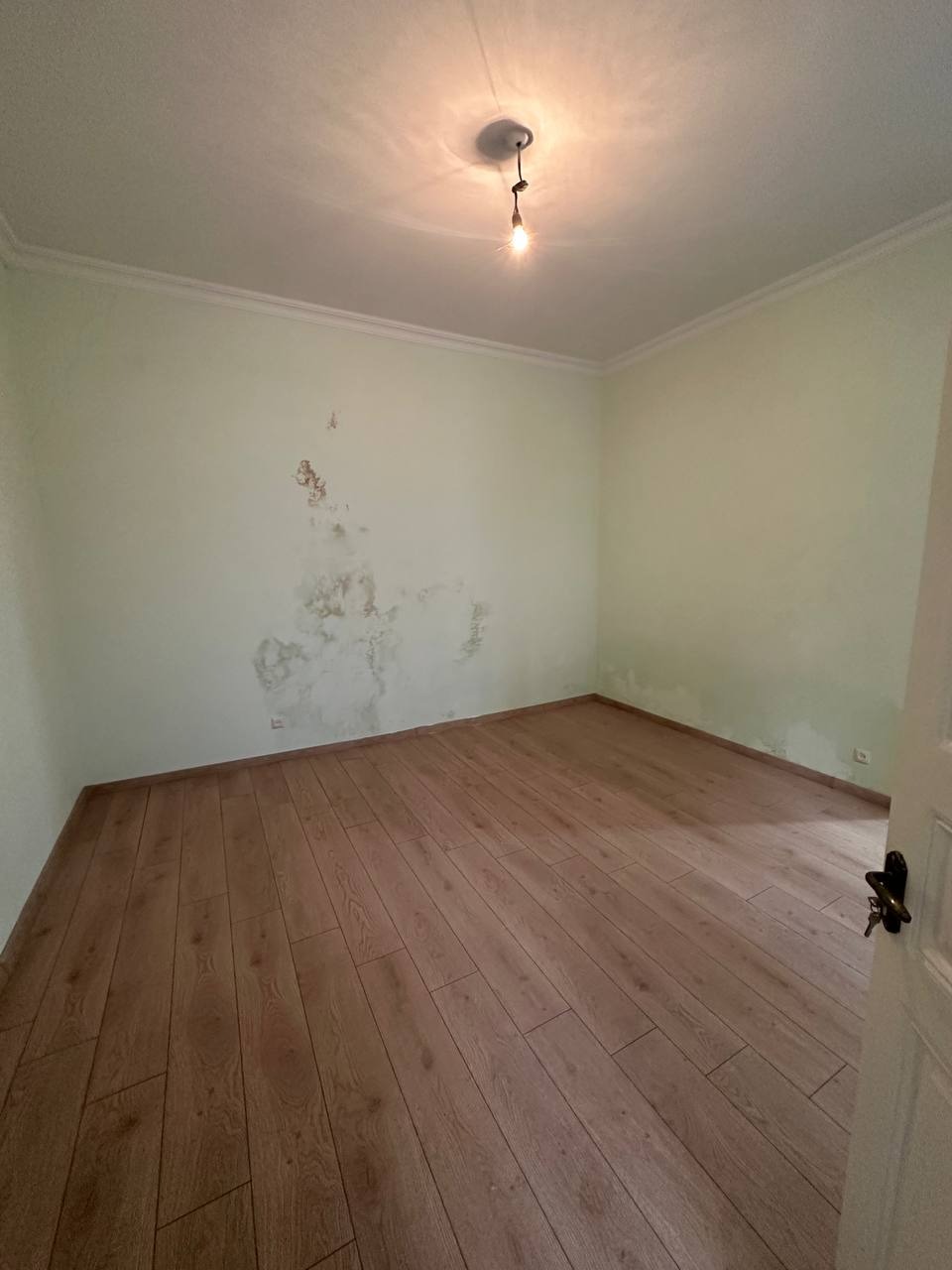 Nikoloz Baratashvili Street, 23