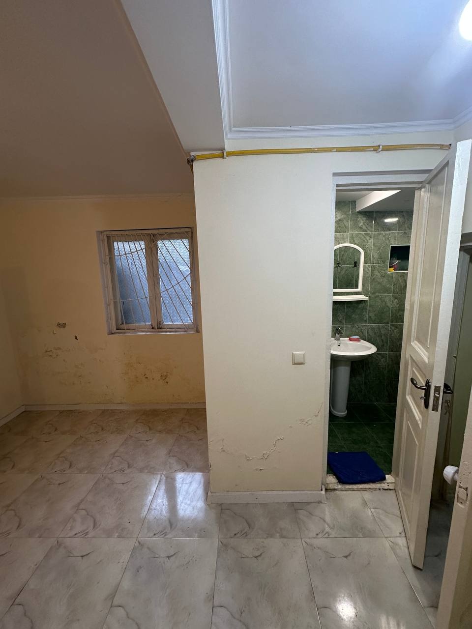 Nikoloz Baratashvili Street, 23