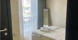 Angisa Street, 8