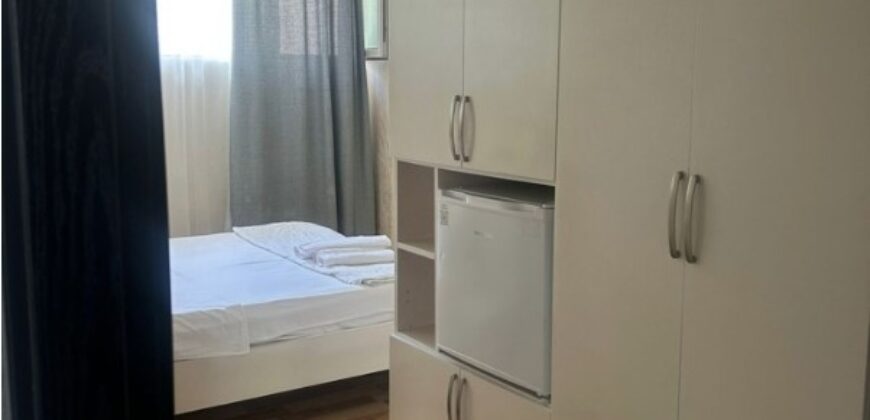 Angisa Street, 8